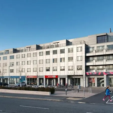 Refurbished Ensuite With Shared Kitchen At Montrose In Apartman *