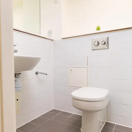 公寓 Refurbished Ensuite With Shared Kitchen At Montrose In 都柏林