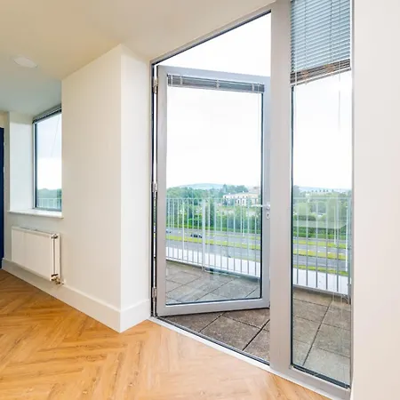 公寓 Refurbished Ensuite With Shared Kitchen At Montrose In